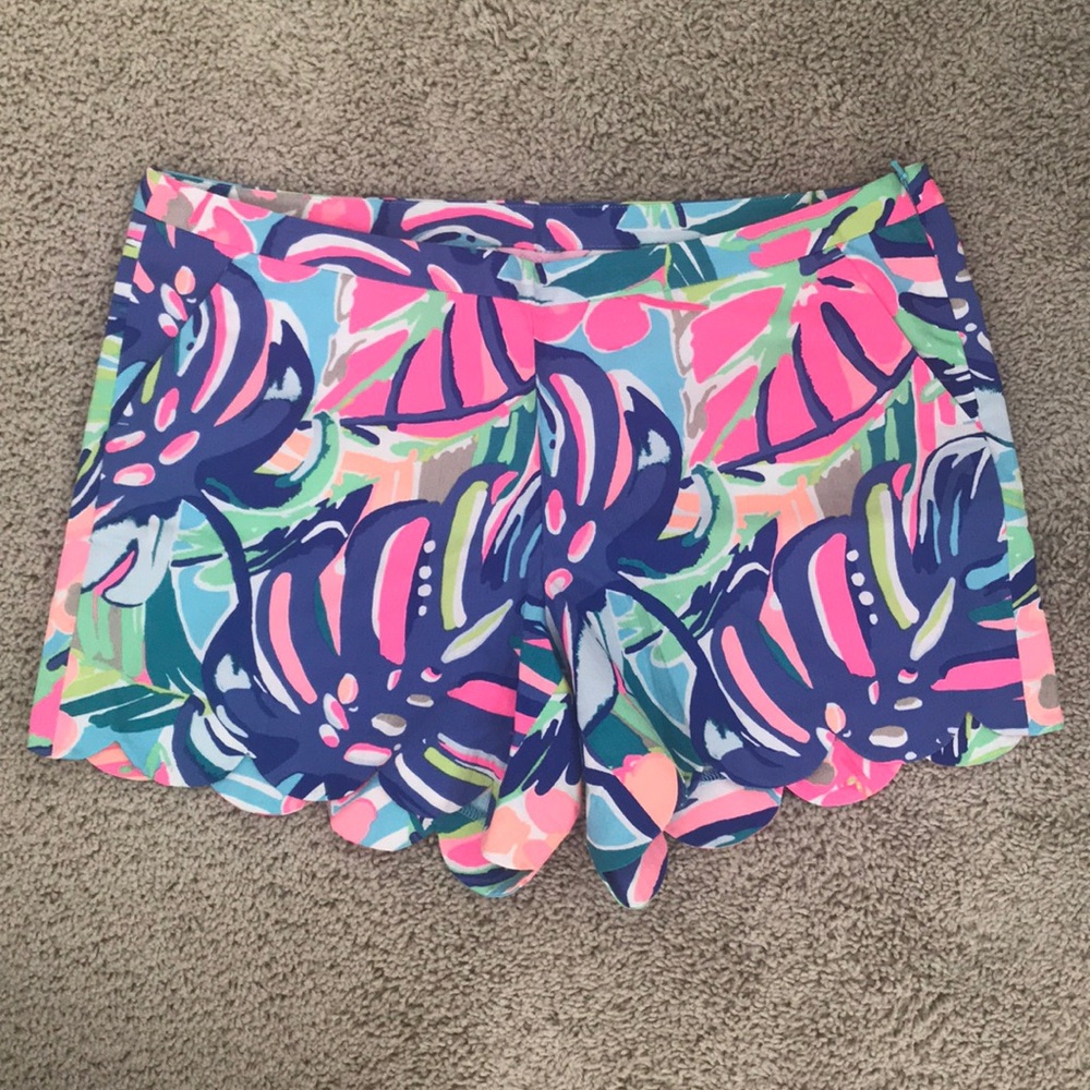 Scalloped Lily Pulitzer shorts